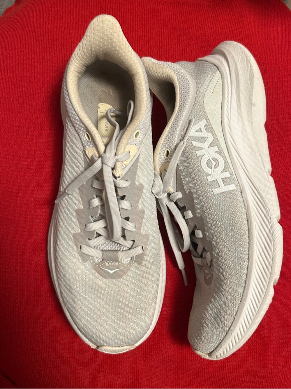 Hoka Women's Light Gray and Cream Running Sneakers